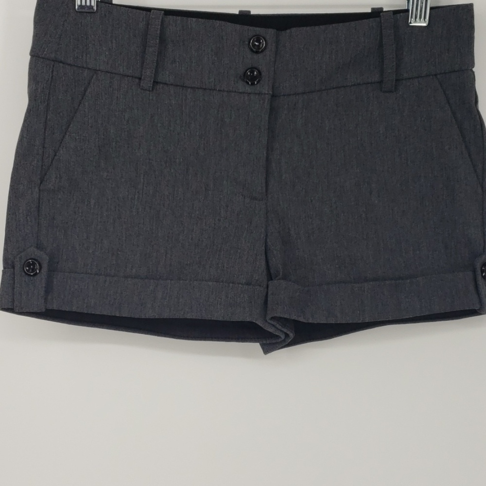 Women's Tailored Shorts, Size Medium